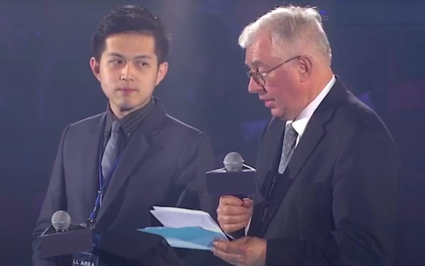 浩爾_行走的翻譯機